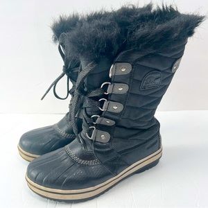 Sorel youth Tofino II boot black size 3